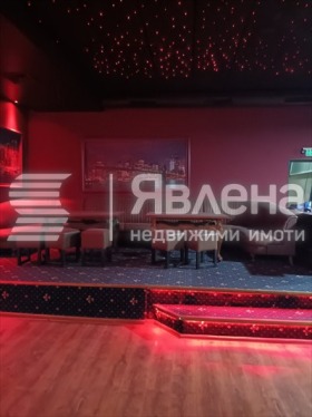 Baari; Kahvila VINS-Tšerven ploštad, Varna 3