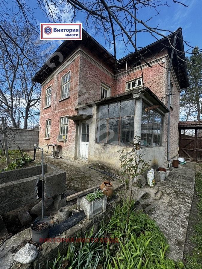 Продава КЪЩА, с. Ново село, област Велико Търново, снимка 1 - Къщи - 44890854