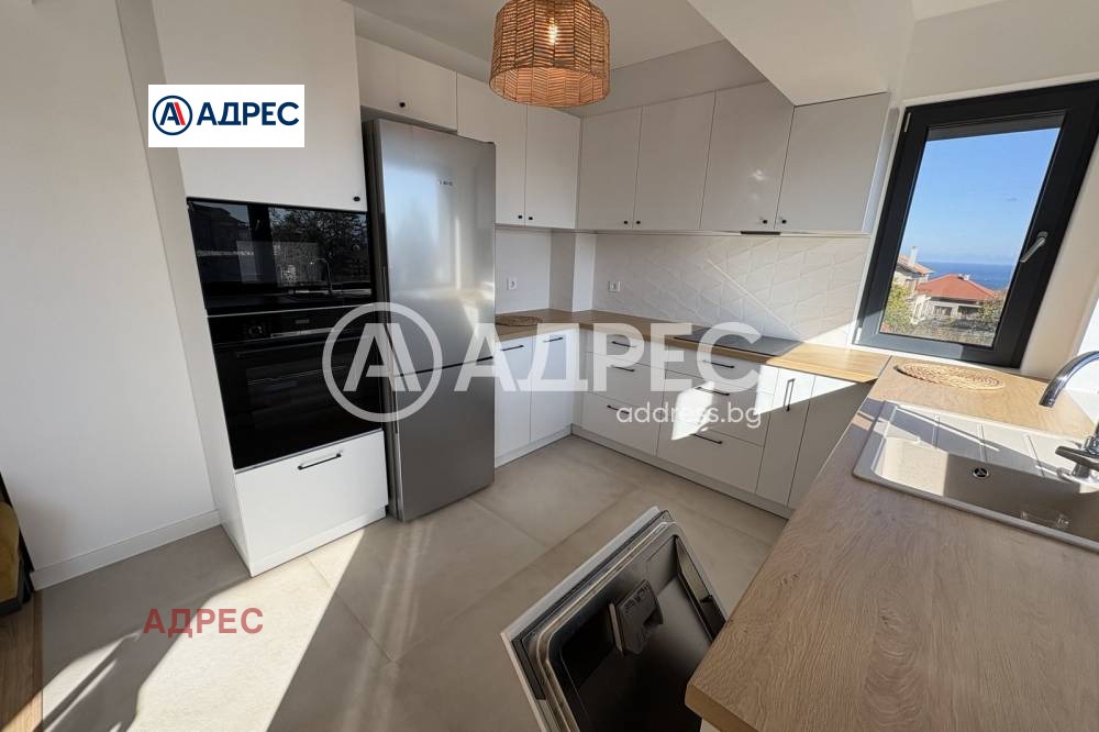 Продава 3-СТАЕН, гр. Варна, Галата, снимка 2 - Апартаменти - 54136000