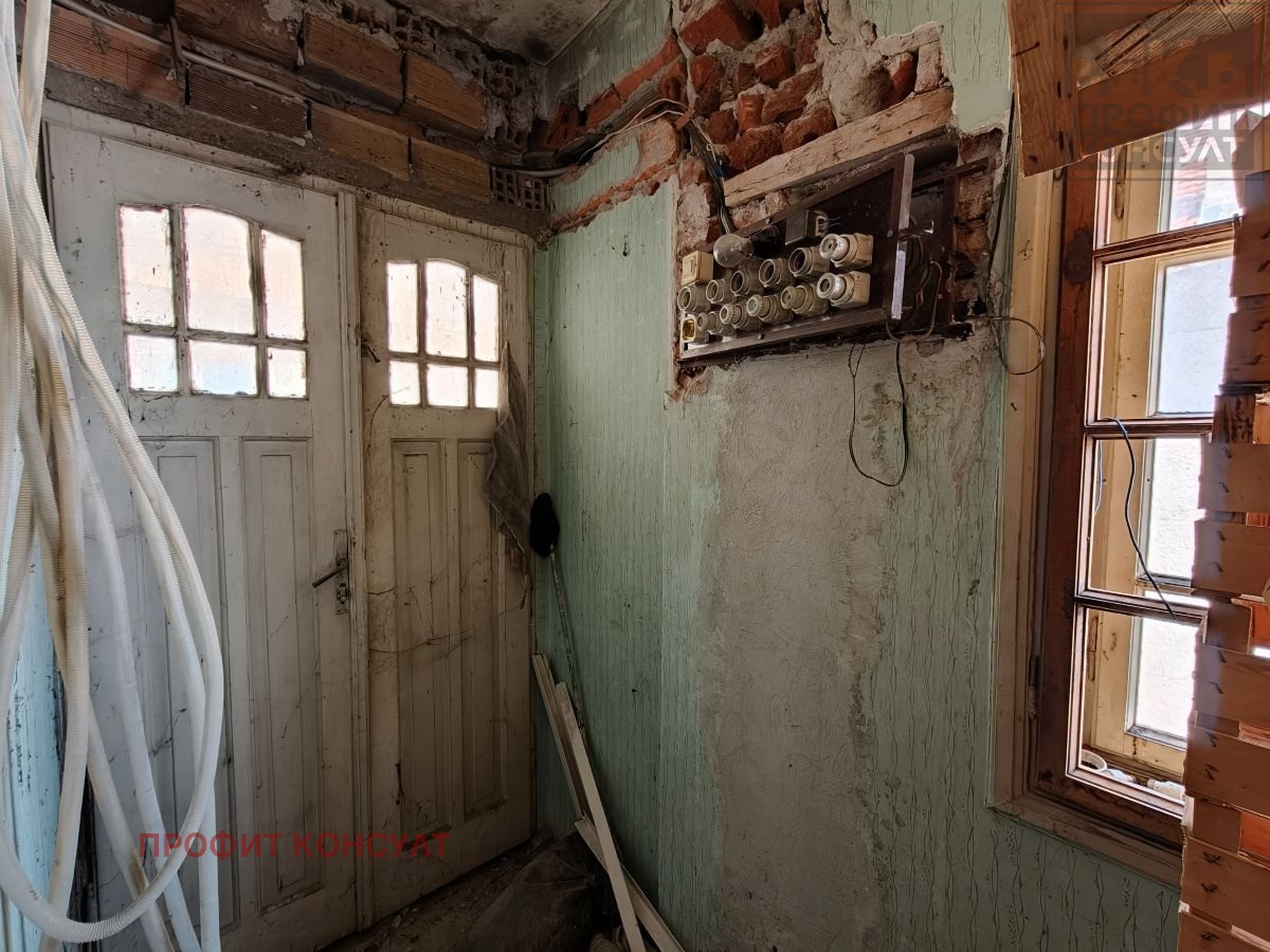 Продава КЪЩА, гр. Велико Търново, Акация, снимка 13 - Къщи - 54038749