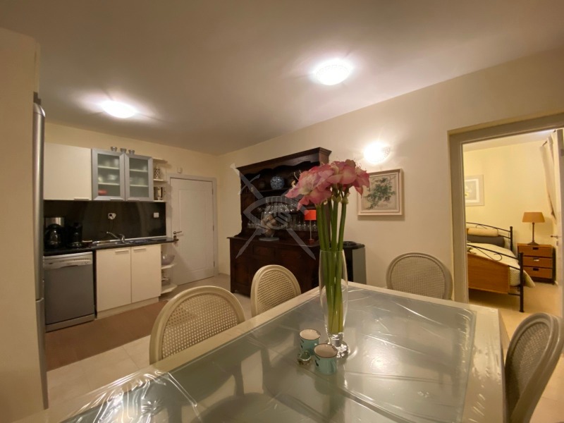 Продава МНОГОСТАЕН в област Бургас, гр. Свети Влас - 358 кв.м / 540 000 € » 1 056 148.20 лв., ЕКС НВД БУРГАС ООД
