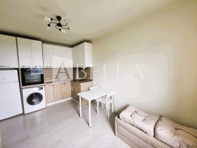 Продава 2-стаен град София Банишора - [1] 