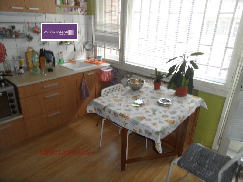 Продава  2-стаен град София , Център , 84 кв.м | 82395476 - изображение [9]