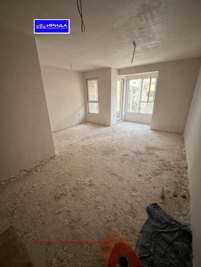 À vendre  1 chambre Sofia , Manastirski livadi , 76 m² | 52492122