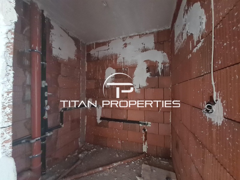 For Sale  1 bedroom Plovdiv , Yuzhen , 74 sq.m | 88632355 - image [4]
