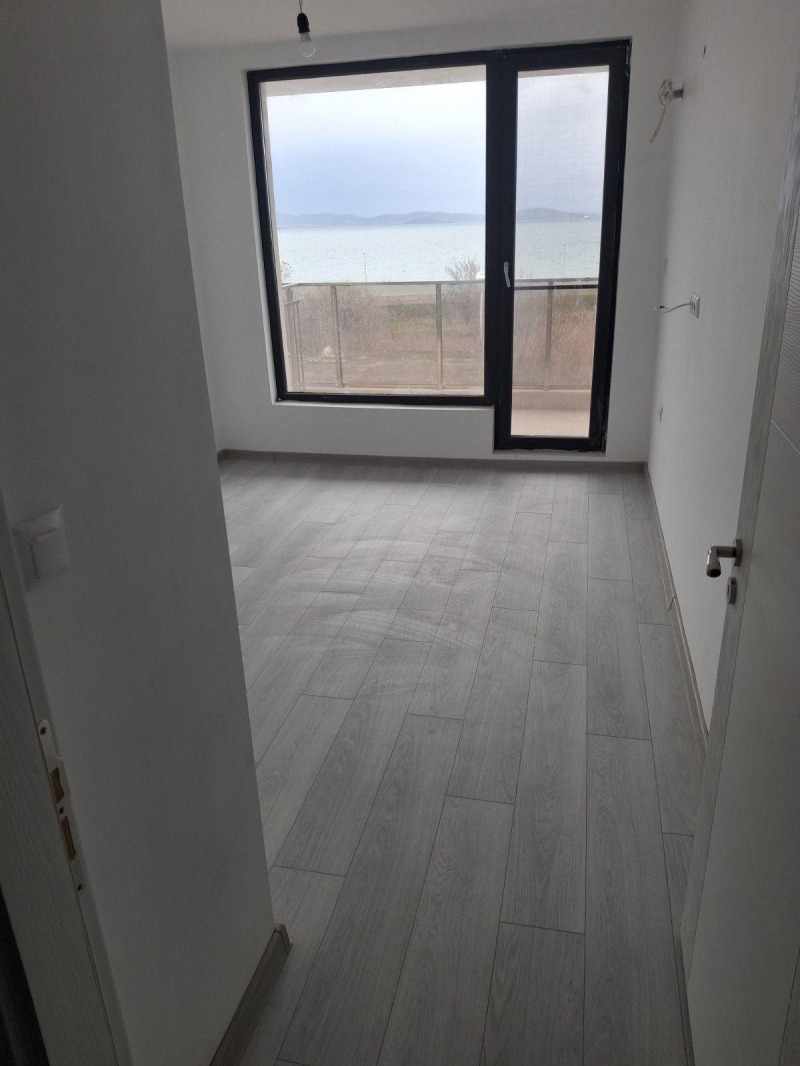 Продава 2-СТАЕН, гр. Поморие, област Бургас, снимка 2 - Апартаменти - 53086835