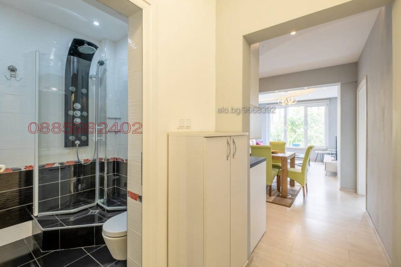 Продава 3-СТАЕН, гр. София, Център, снимка 5 - Апартаменти - 52988445