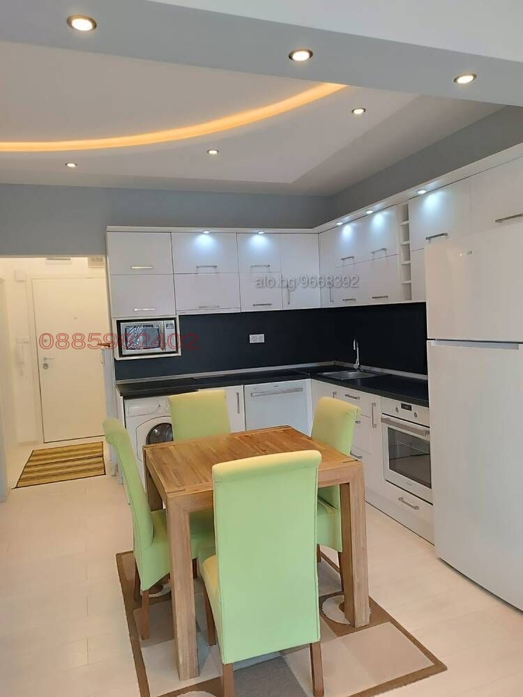 Продава 3-СТАЕН, гр. София, Център, снимка 4 - Апартаменти - 52988445