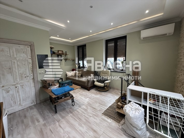 Продава 3-СТАЕН, гр. Пловдив, Каменица 1