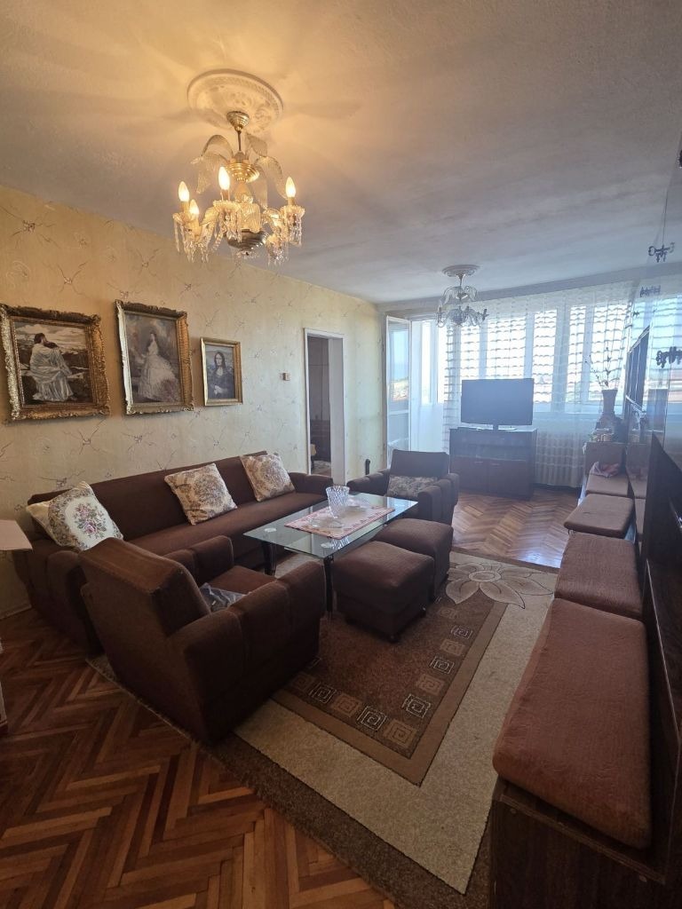 Продава 3-СТАЕН, гр. Кюстендил, Център, снимка 3 - Апартаменти - 55900262