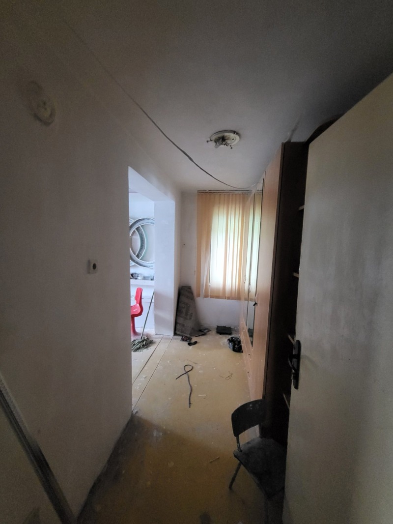 Продава  Къща град Плевен , Широк център , 160 кв.м | 10454993 - изображение [15]