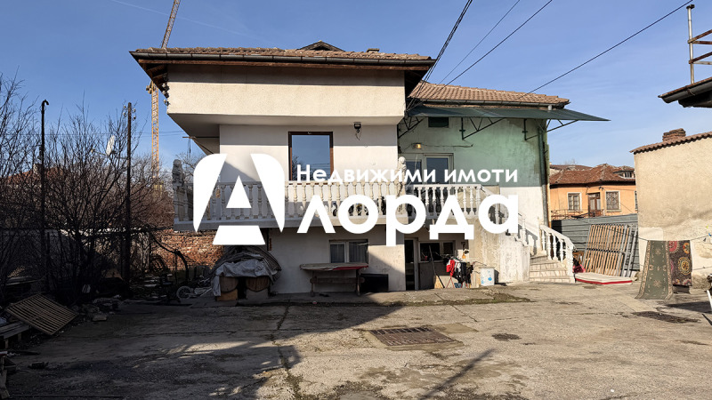 Продава КЪЩА, гр. София, Орландовци