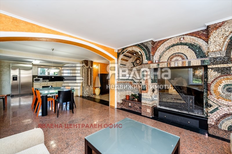 Продава КЪЩА, гр. София, в.з.Киноцентъра, снимка 5 - Къщи - 56586016