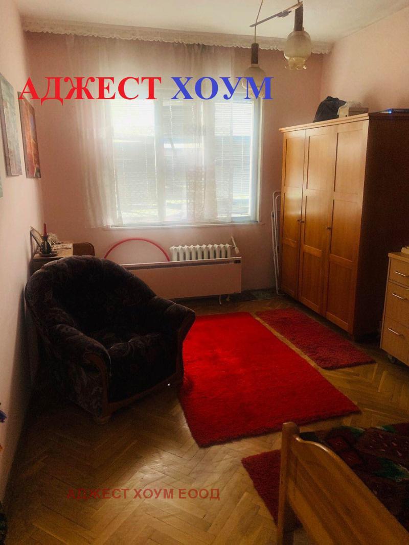 Продава  3-стаен град Шумен , Център , 100 кв.м | 11763620 - изображение [4]