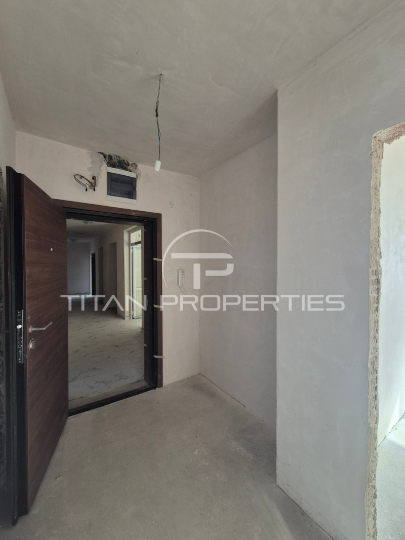 En venta  2 dormitorios Plovdiv , Trakiya , 99 metros cuadrados | 97695057 - imagen [9]
