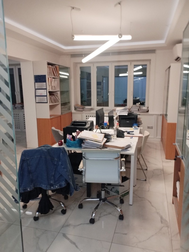 Til salg  Kontor Sofia , Tsentar , 135 kvm | 92020351
