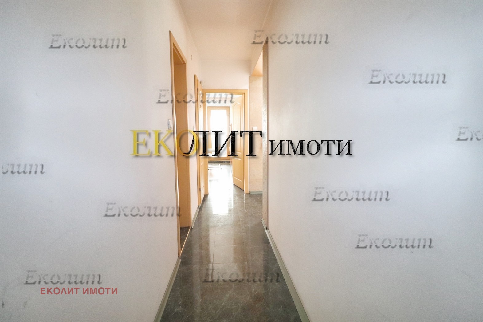 Продава ОФИС, гр. София, Център, снимка 2 - Офиси - 53164069