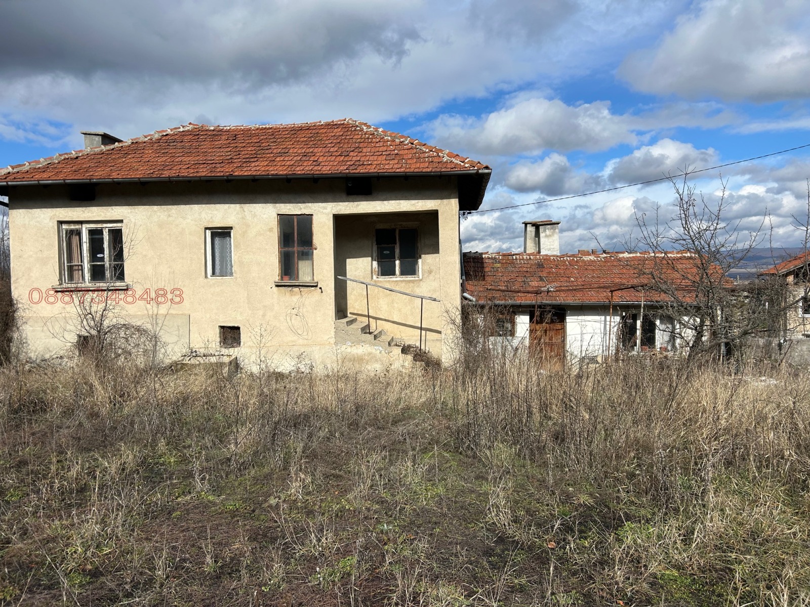 Продава КЪЩА, с. Черньово, област София област