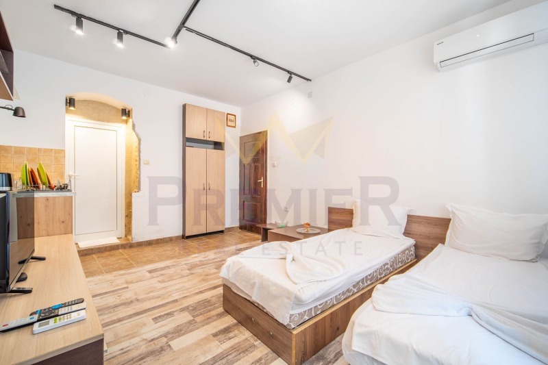 Продава 1-СТАЕН, гр. Варна, Център, снимка 2 - Апартаменти - 52973668