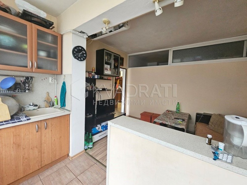 Продава  2-стаен град Пловдив , Изгрев , 47 кв.м | 73875076 - изображение [4]