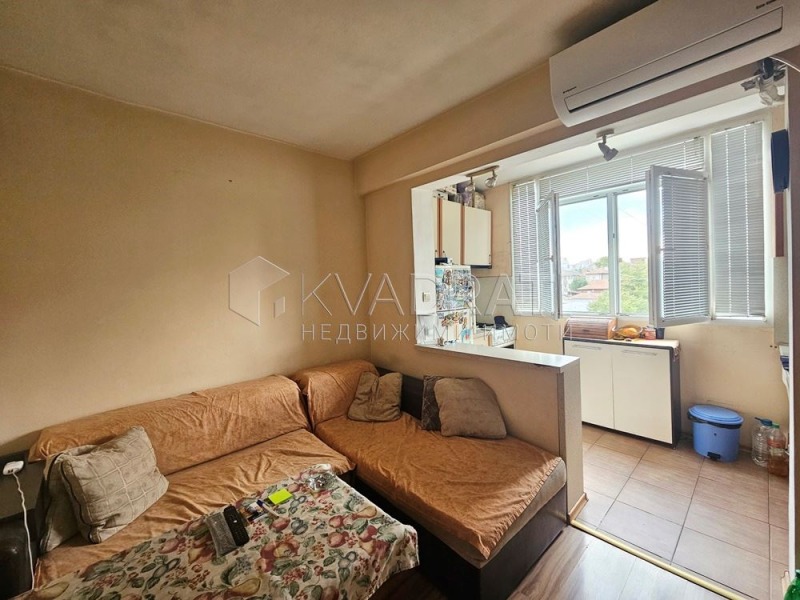 Продава  2-стаен град Пловдив , Изгрев , 47 кв.м | 73875076