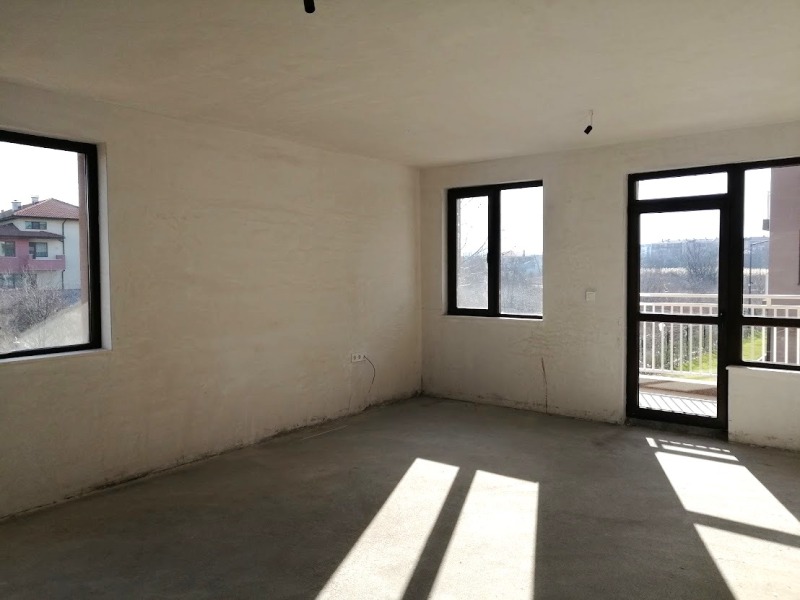 For Sale  2 bedroom Plovdiv , Ostromila , 120 sq.m | 82648607 - image [2]