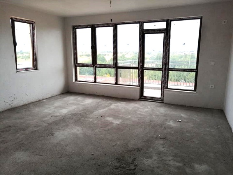 For Sale  2 bedroom Plovdiv , Ostromila , 120 sq.m | 82648607