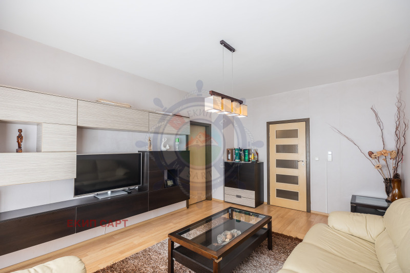 Продава  4-стаен град Варна , Базар Левски , 120 кв.м | 23712468 - изображение [3]