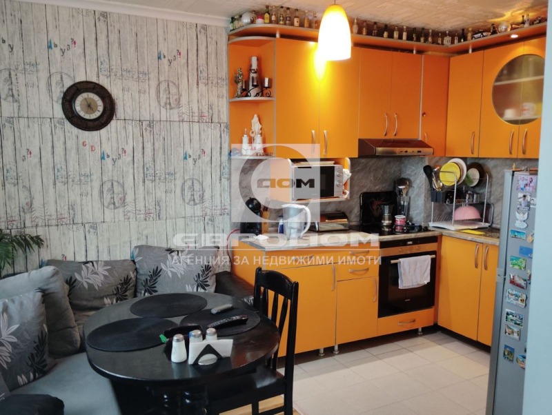 In vendita  Maisonette Stara Zagora , Tsentar , 91 mq | 93738087