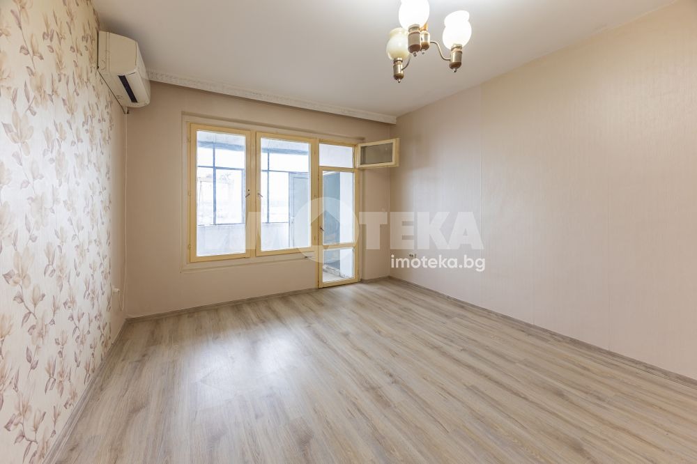 Продава 2-СТАЕН, гр. Варна, ЖП Гара, снимка 4 - Апартаменти - 54330463