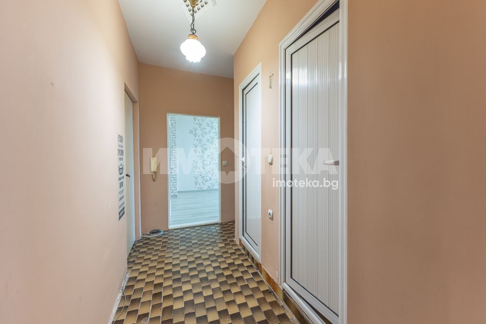 Продава 2-СТАЕН, гр. Варна, ЖП Гара, снимка 7 - Апартаменти - 54330463