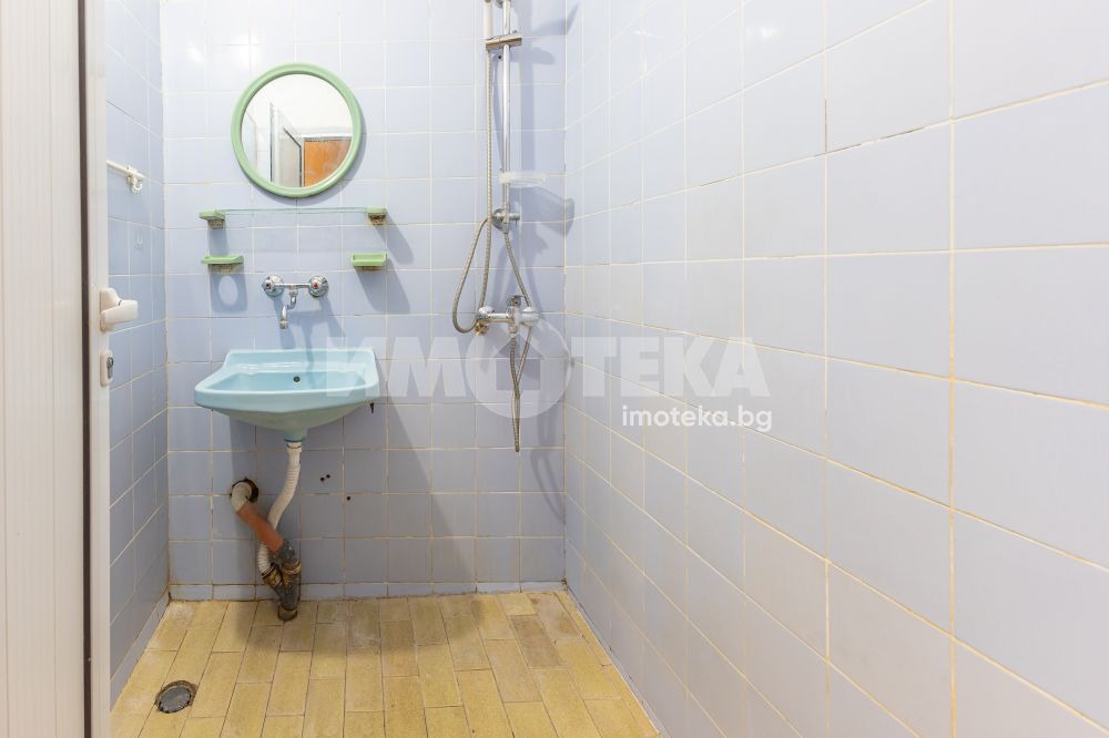 Продава 2-СТАЕН, гр. Варна, ЖП Гара, снимка 10 - Апартаменти - 54330463