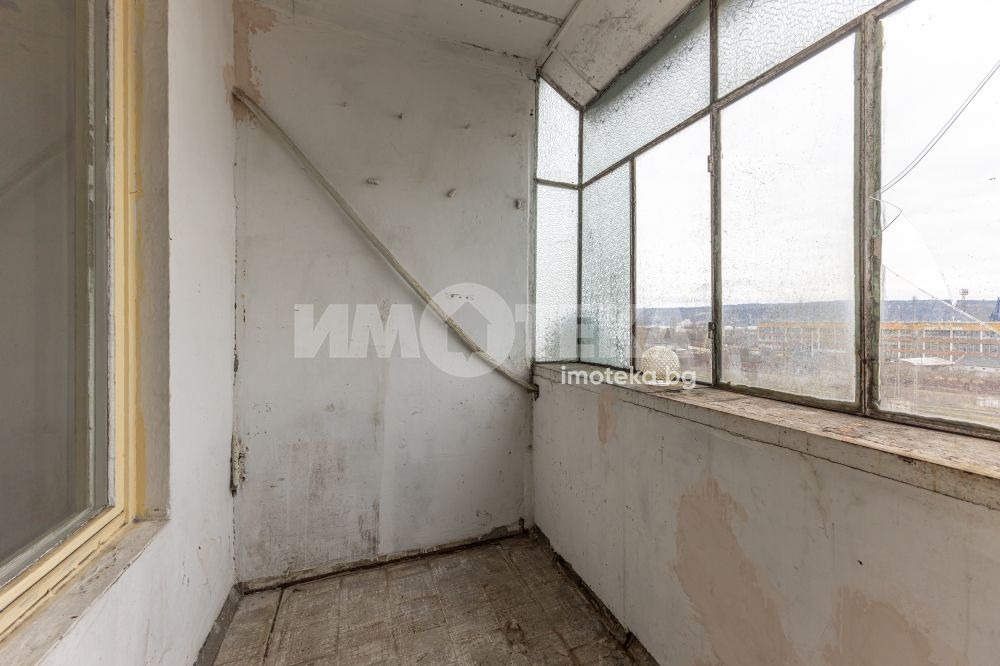Продава 2-СТАЕН, гр. Варна, ЖП Гара, снимка 15 - Апартаменти - 54330463