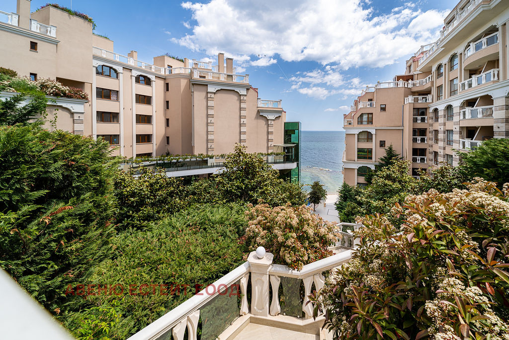 Продава 2-СТАЕН, гр. Варна, м-т Ален мак, снимка 12 - Апартаменти - 55015587