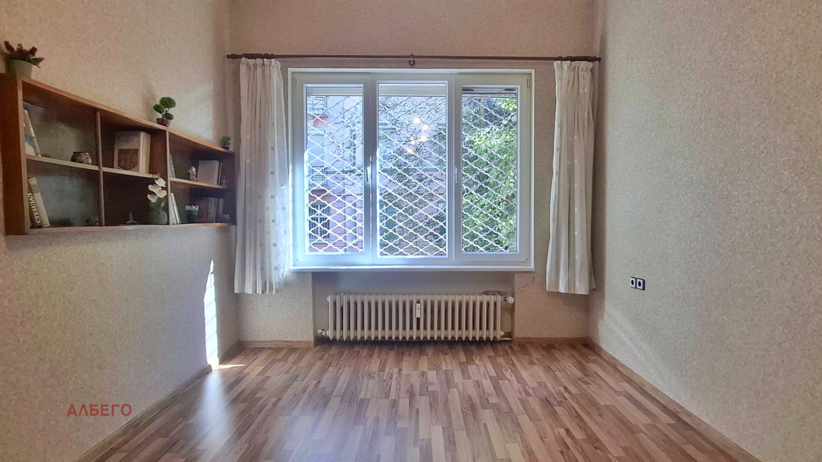 Продава 2-СТАЕН, гр. София, Център, снимка 2 - Апартаменти - 56347745