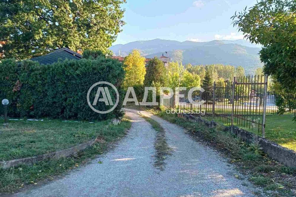 Продава ХОТЕЛ, гр. Правец, област София област, снимка 14 - Хотели - 55031573