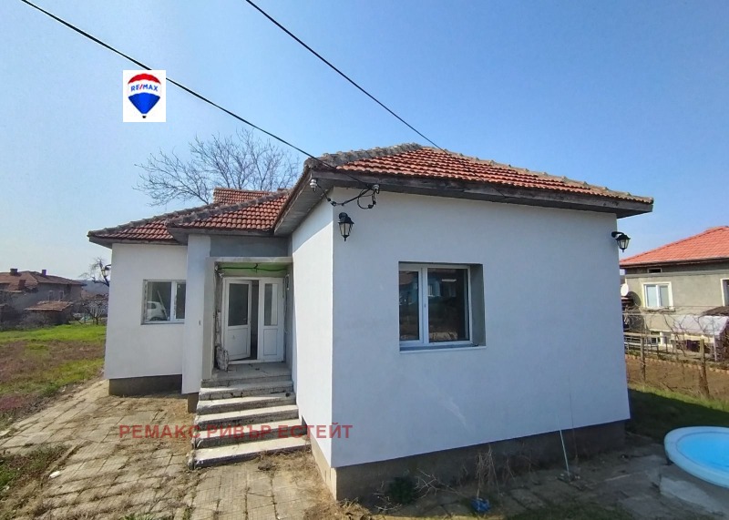 Продава КЪЩА в област Силистра, с. Старо село - 73 кв.м / 34 900 € » 68 258.47 лв., РЕМАКС РИВЪР ЕСТЕЙТ