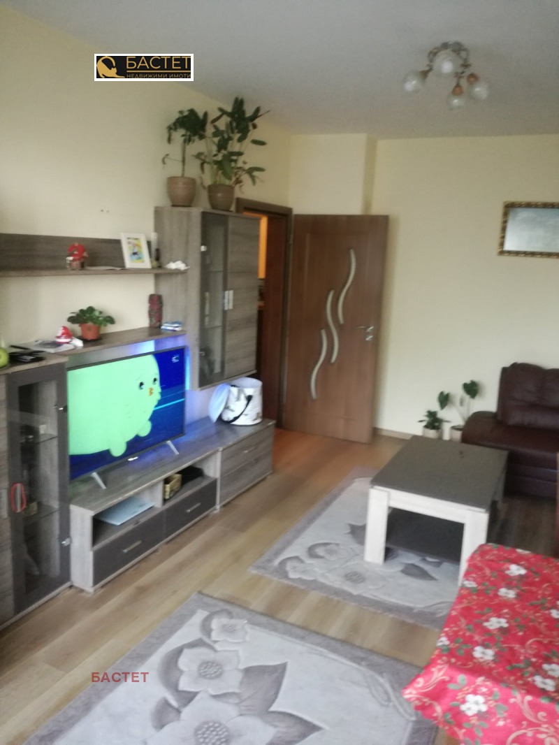 Продава 2-СТАЕН, гр. Божурище, област София област