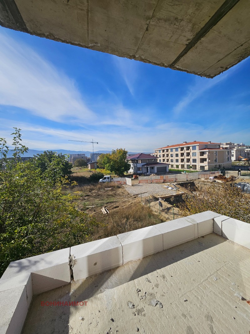 Продава 3-СТАЕН, гр. Пловдив, Остромила, снимка 2 - Апартаменти - 52282196