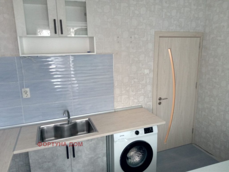 На продаж  3 кімнатна Благоевград , Широк център , 80 кв.м | 45362978 - зображення [2]
