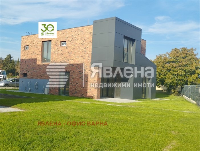 Продава КЪЩА, гр. Варна, м-т Долна Трака, снимка 2 - Къщи - 47870809