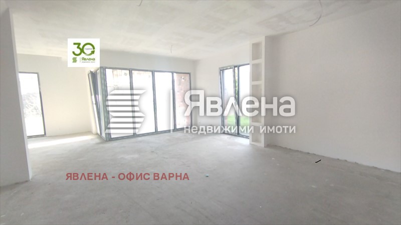 Продава КЪЩА, гр. Варна, м-т Долна Трака, снимка 8 - Къщи - 47870809