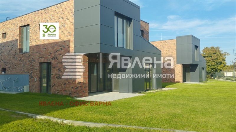 Продава КЪЩА, гр. Варна, м-т Долна Трака, снимка 3 - Къщи - 47870809