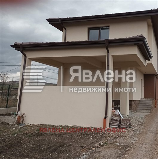 Продава КЪЩА, с. Пролеша, област София област, снимка 2 - Къщи - 53908156