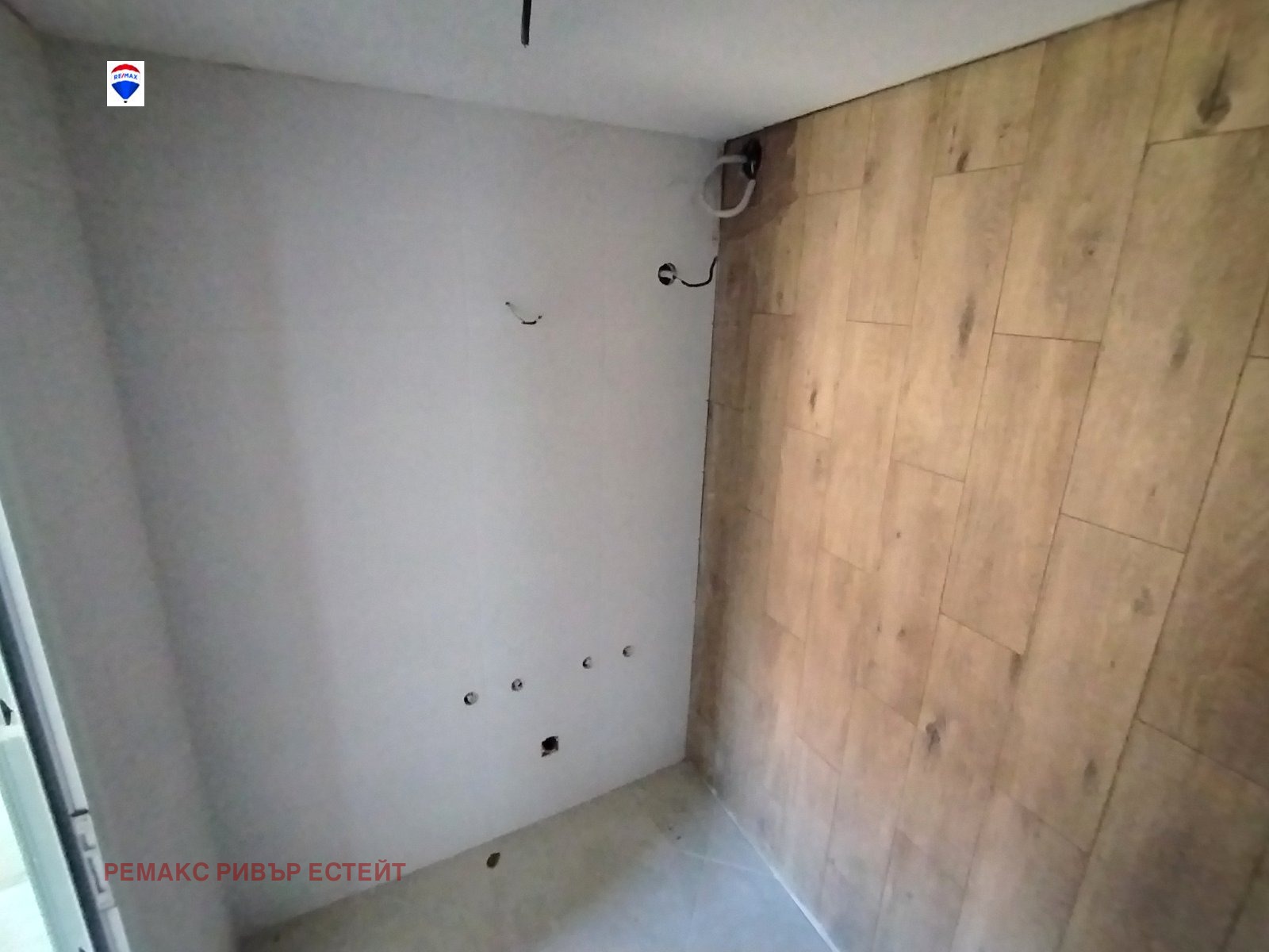 Продава КЪЩА, с. Старо село, област Силистра, снимка 9 - Къщи - 54052009