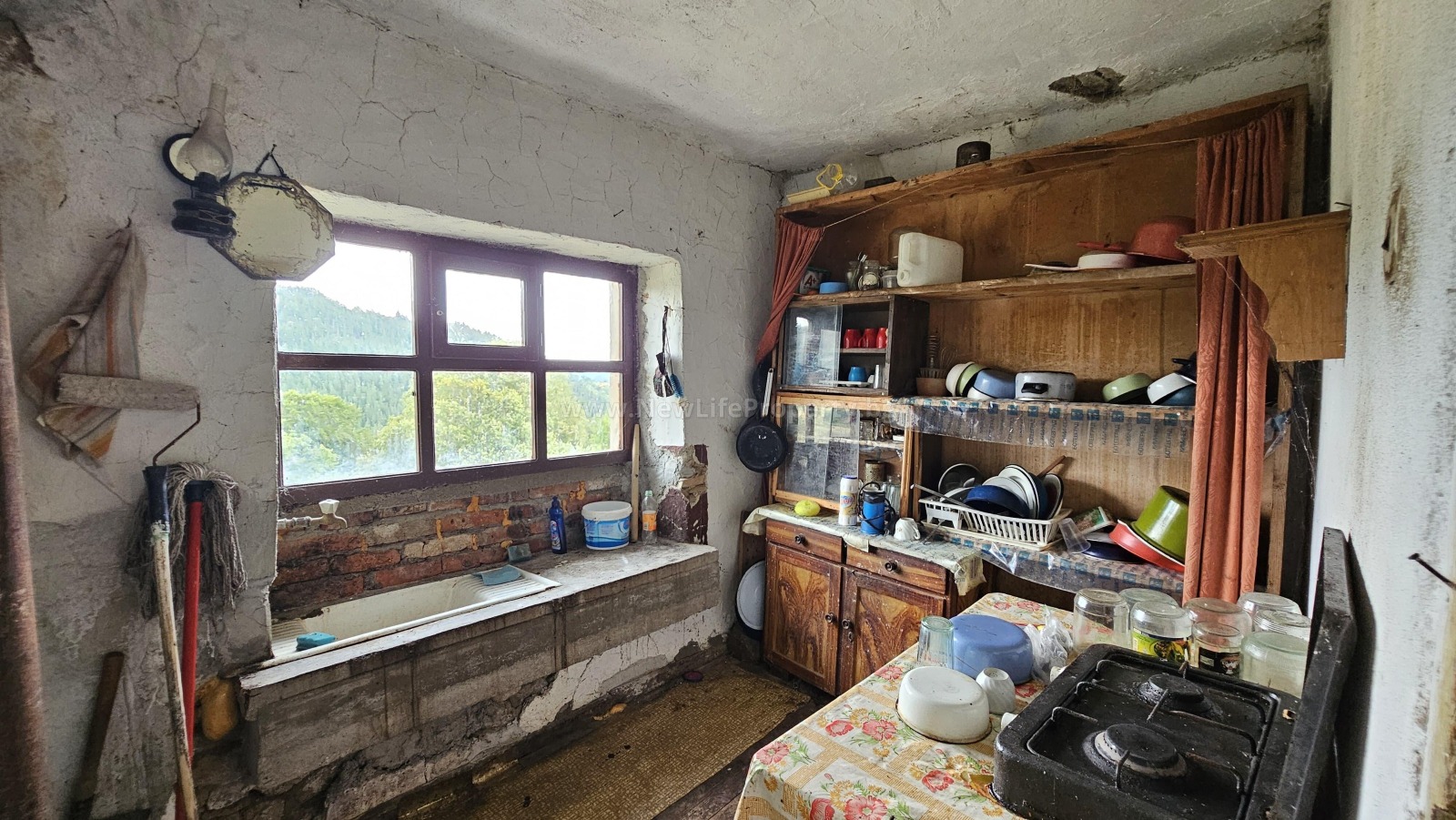 Продава КЪЩА, с. Стърница, област Смолян, снимка 4 - Къщи - 55665946
