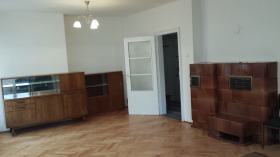 2 slaapkamers Tsentar, Sofia 2