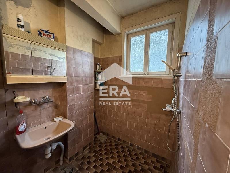 Продава 4-СТАЕН, гр. Горна Оряховица, област Велико Търново, снимка 8 - Апартаменти - 52847398