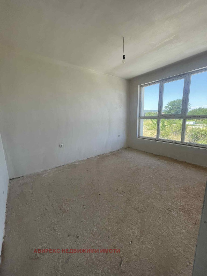 In vendita  Casa regione Plovdiv , Markovo , 320 mq | 61405774 - Immagine [4]