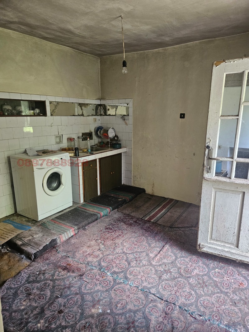 Продава КЪЩА, с. Тотлебен, област Плевен, снимка 15 - Къщи - 53109407